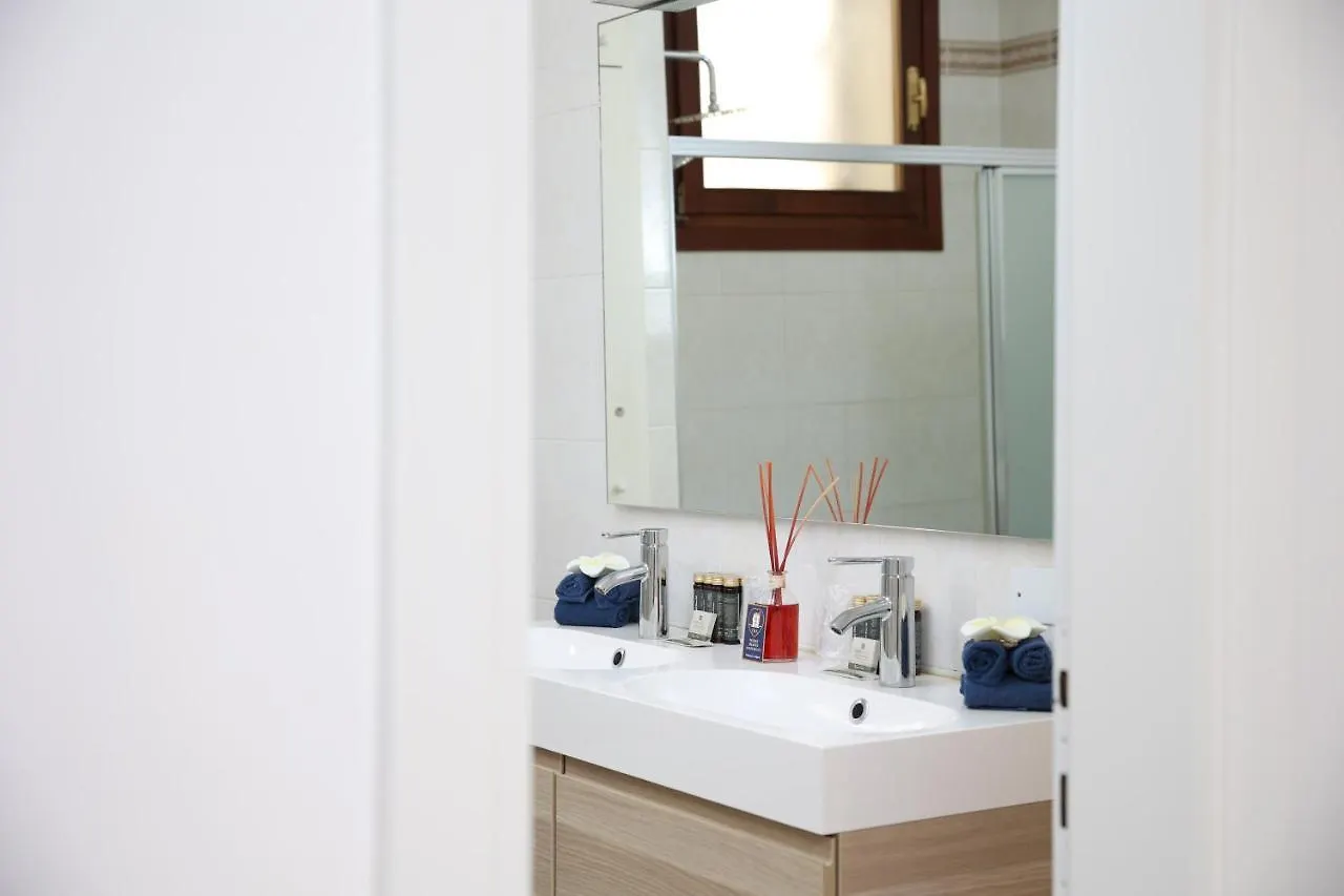 Venice Heaven Apartments San Marco 1 & 2, The Elegant Residence A Stone S Throw From St Mark S Square 0*,  Italy