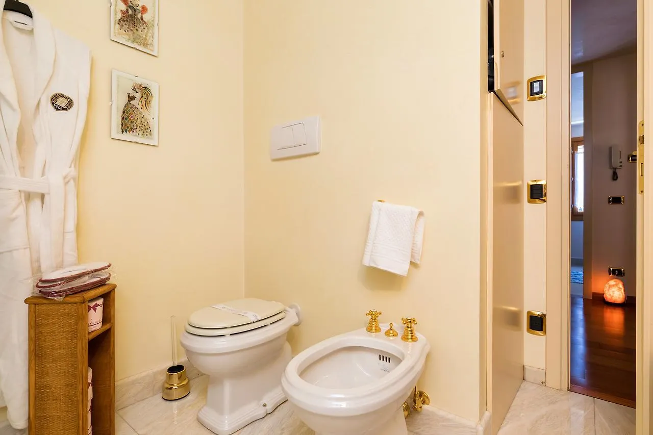 Venice Heaven Apartments San Marco 1 & 2, The Elegant Residence A Stone S Throw From St Mark S Square